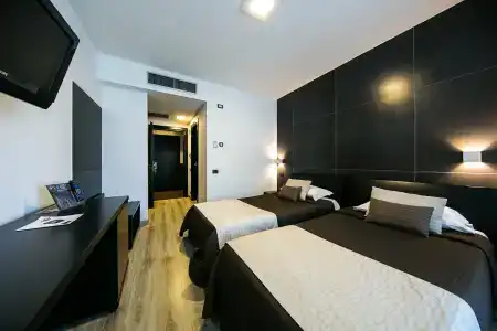 Mediterranea & Convention Center - 90