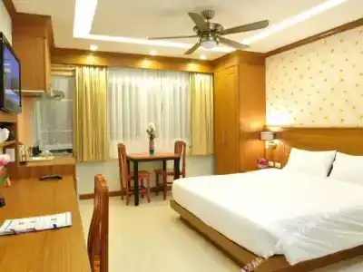 Green Harbor & Service Apartment - 83