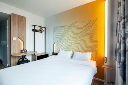 B&B Paris Porte des Lilas - 87