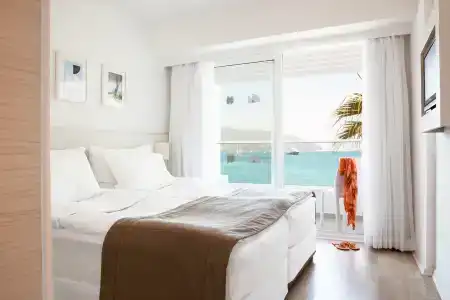 The Beachfront Adult Only 16 Plus - 2