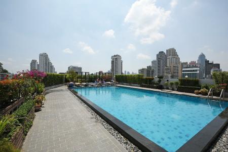 Ruamchitt Plaza - 68