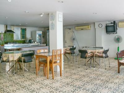 Roof View Place - 76