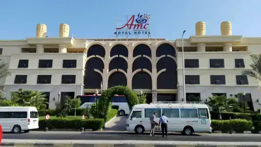 AMC Royal & Spa - 3