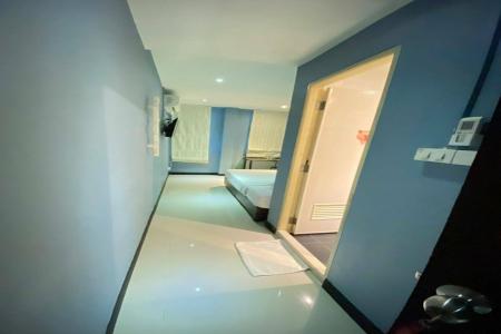 The Little Pig Sukhumvit - 63