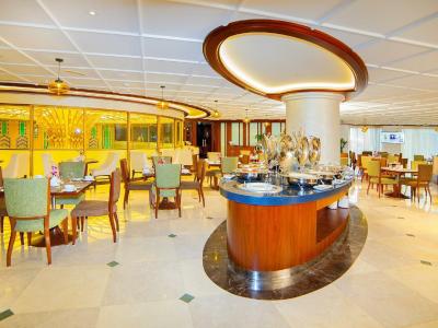 Raviz Center Point - 66