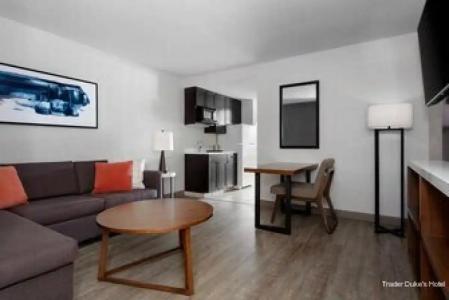 Deltas by Marriott Burlington - 86