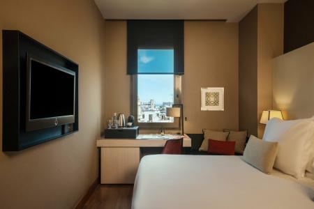 Grand Central, Small Luxurys - 44