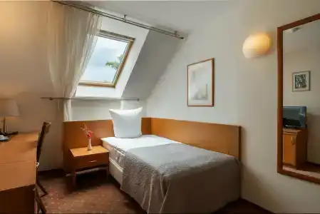 Mabre Residence - 75