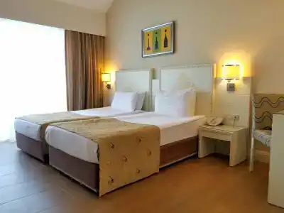 Crystal Admiral Resort Suites & Spa - Ultimate All Inclusive - 13