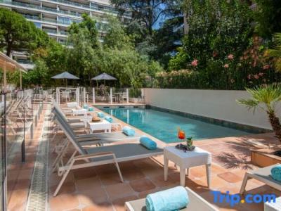 Amarante Cannes - 95