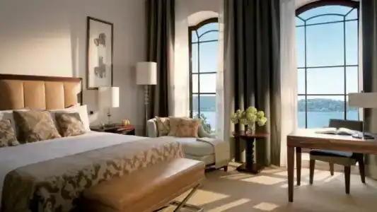 Four Seasons Istanbul at the Bosphorus - 5