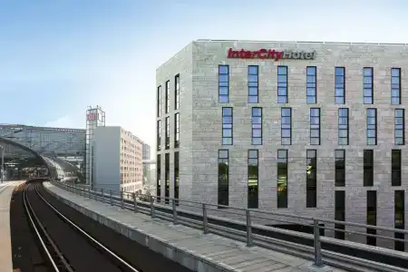 IntercityBerlin Hauptbahnhof - 2