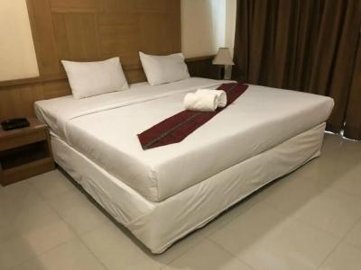 Metro Point Bangkok - 15