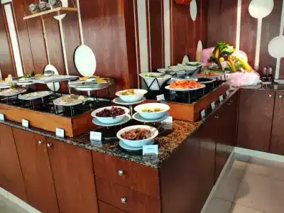 Golden Tulip Apartments - 45