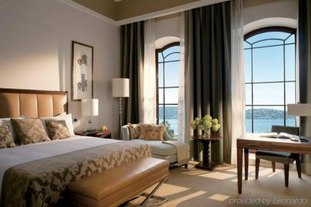 Four Seasons Istanbul at the Bosphorus - 7
