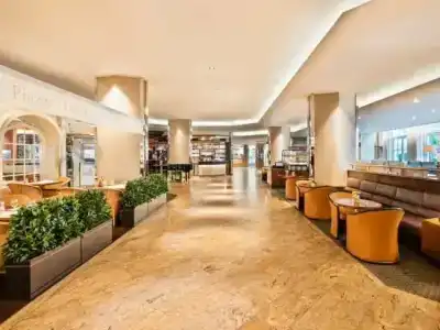 GRAND ELYSEE Hamburg - 72