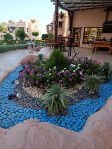 Charmillion Gardens Aquapark - 18