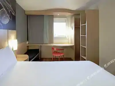 Ibis Barcelona Meridiana - 79