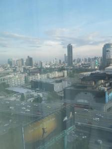 Golden Tulip Sovereign Bangkok - 65