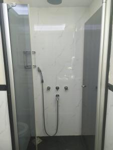 Onkel Rada Apart - 70