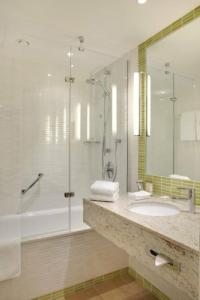 Radisson Blu, Hamburg Airport - 71