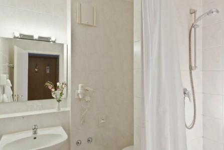 Tryp by Wyndham Abu Dhabi City Center - 70