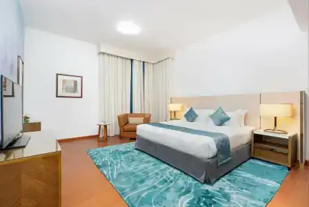 Golden Sands & Residences - 4