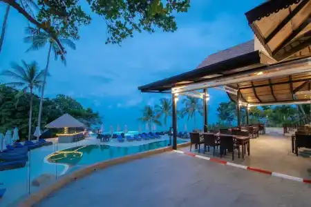 Coral Cliff Beach Resort Samui - SHA Plus