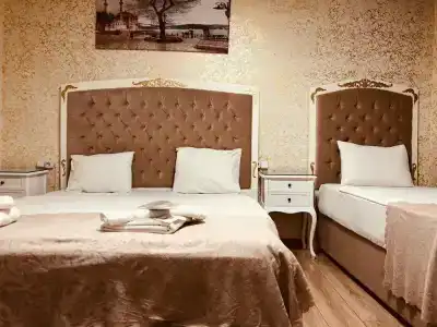 Alhambra Apart - 9