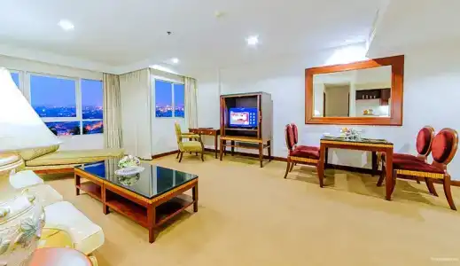 Prince Palace Bangkok - SHA Extra Plus - 56