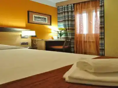 Hostal Ballesta - 70