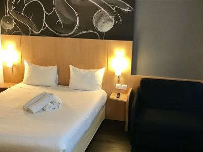 easyNice Palais des Congrès – Old Town - 70