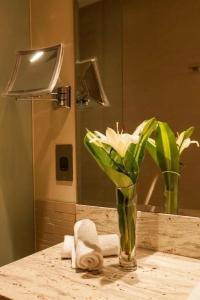 Hilton Dead Sea Resort & Spa - 38