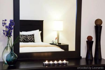 Hilton Club The Quin New York - 17