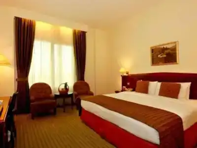 Howard Johnson Bur Dubai - 58