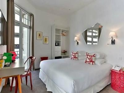 Yelo Belle Epoque powered by Sonder - 48