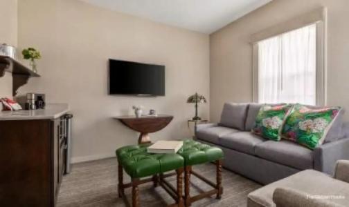 The Glidden House - 95