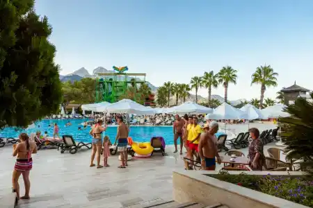 Crystal Flora Beach Resort - Ultimate All Inclusive - 10