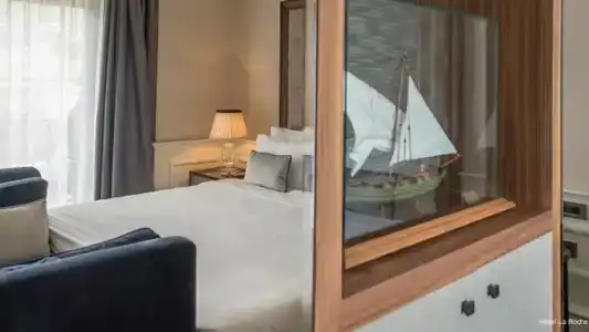 Boutique La Roche - 22