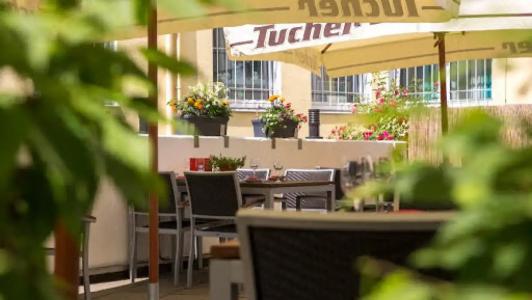 Park Inn by Radisson Nürnberg - 1