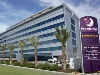 Premier Inn Abu Dhabi Airport (Business Park) - 4