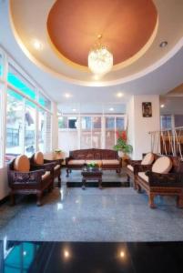 Golden Villa Pattaya - 9