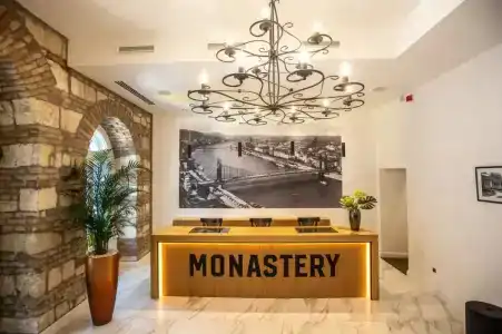Monastery Boutique Budapest - 4