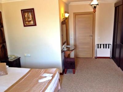Naz Wooden House Inn - 83
