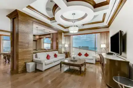 Harrah's Resort Atlantic City & Casino - 4