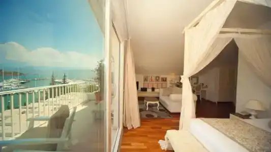 Yacht Classic - Boutique Class - 22