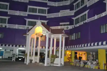Sawasdee Siam - 14