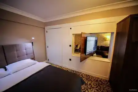 My Suit Residence - 30