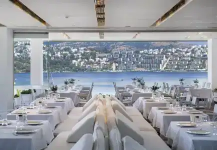 Cape Bodrum Luxury & Beach - 35