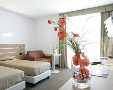 iHs Milano St. John - 60